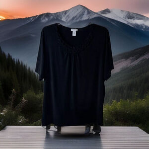 2X Catherines Fancy & Stretchy Black Top W Cute Neckline